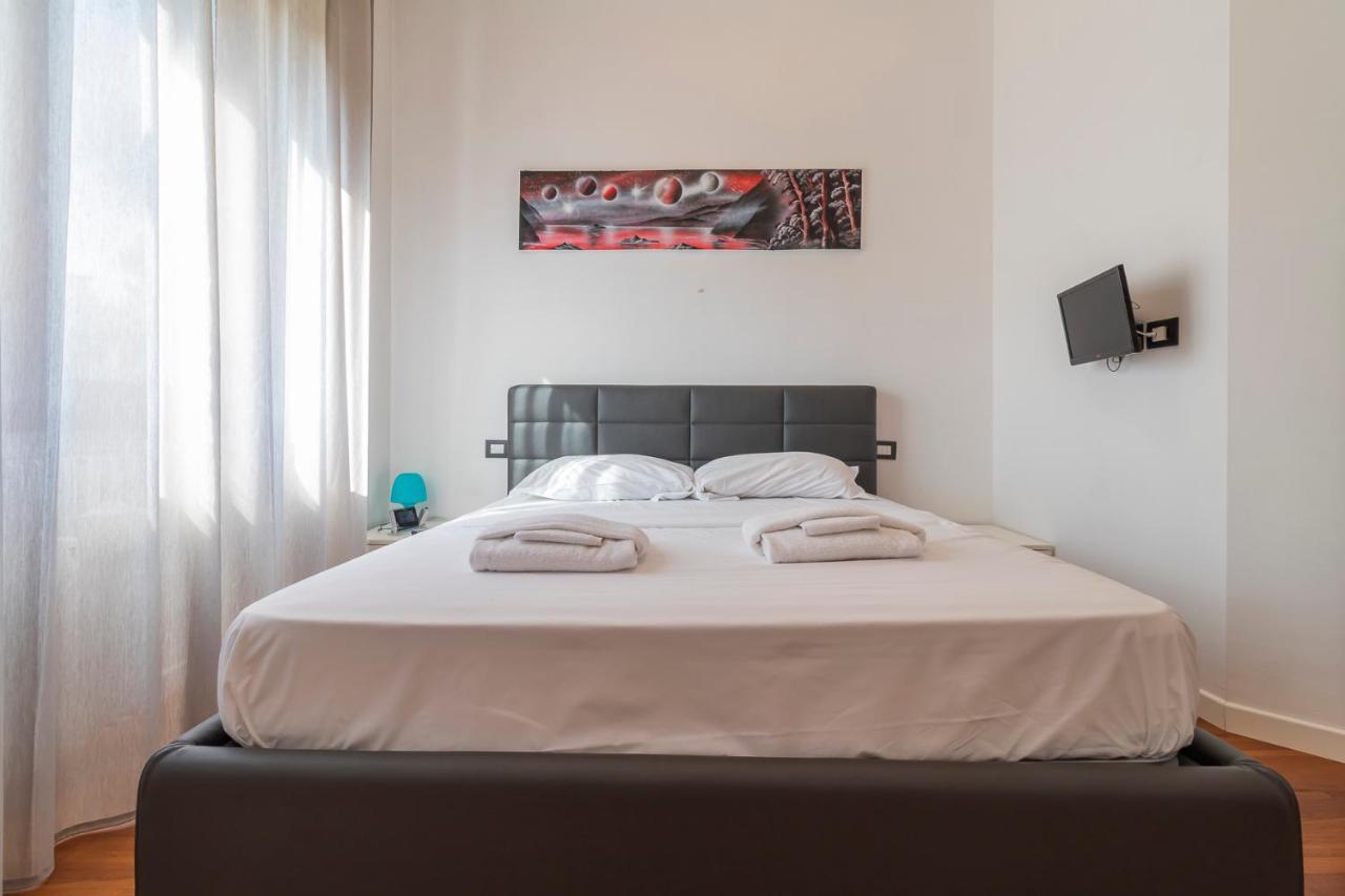 Luxury Close To Navigli - Bari Mailand